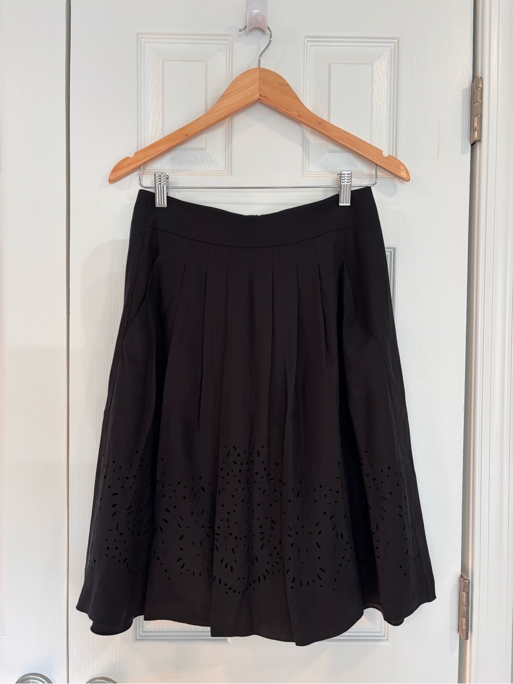Elie Tahari for Nordstrom Black 100% Silk Skirt
